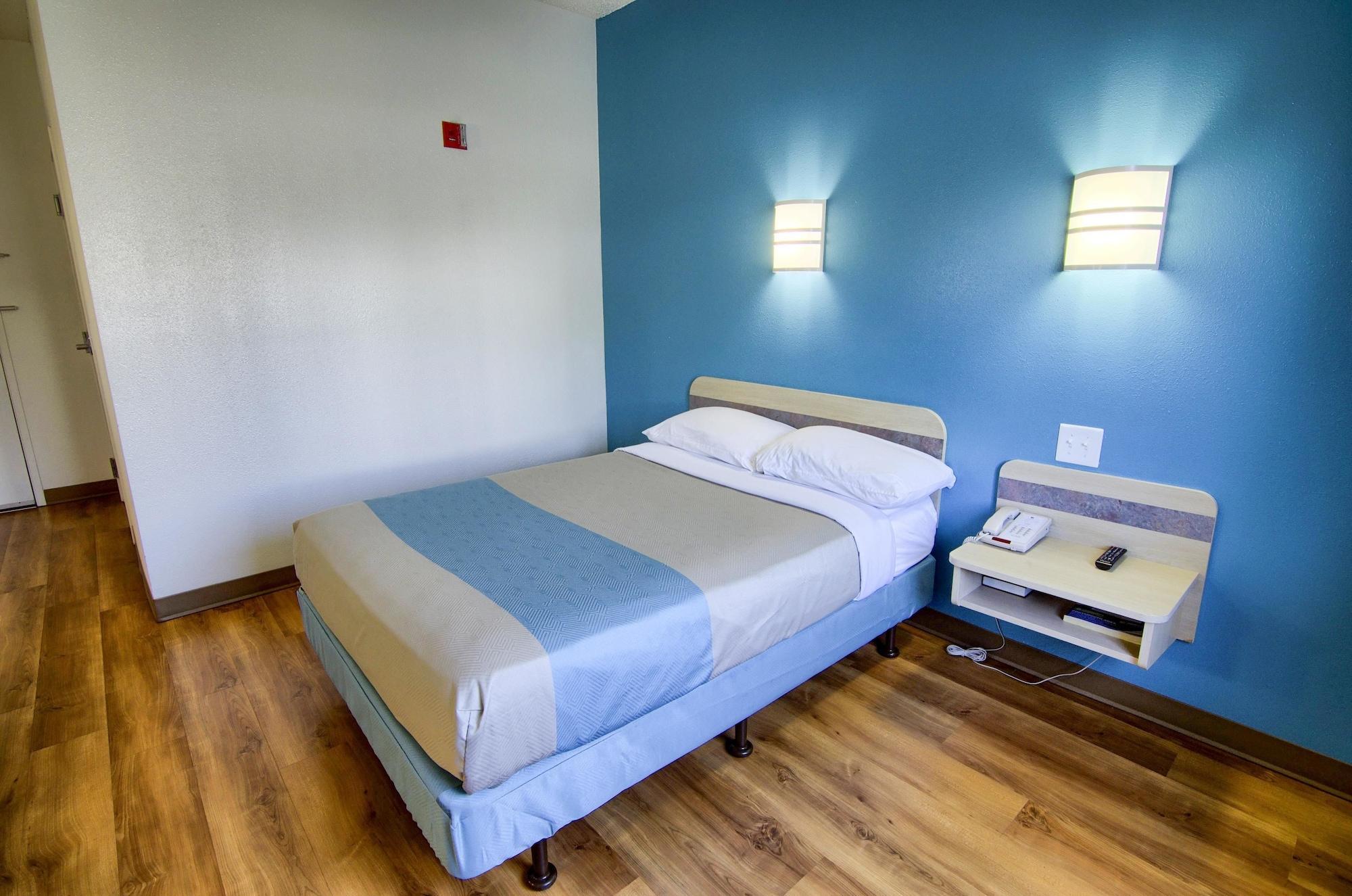 Motel 6-Portsmouth, Nh Екстер'єр фото