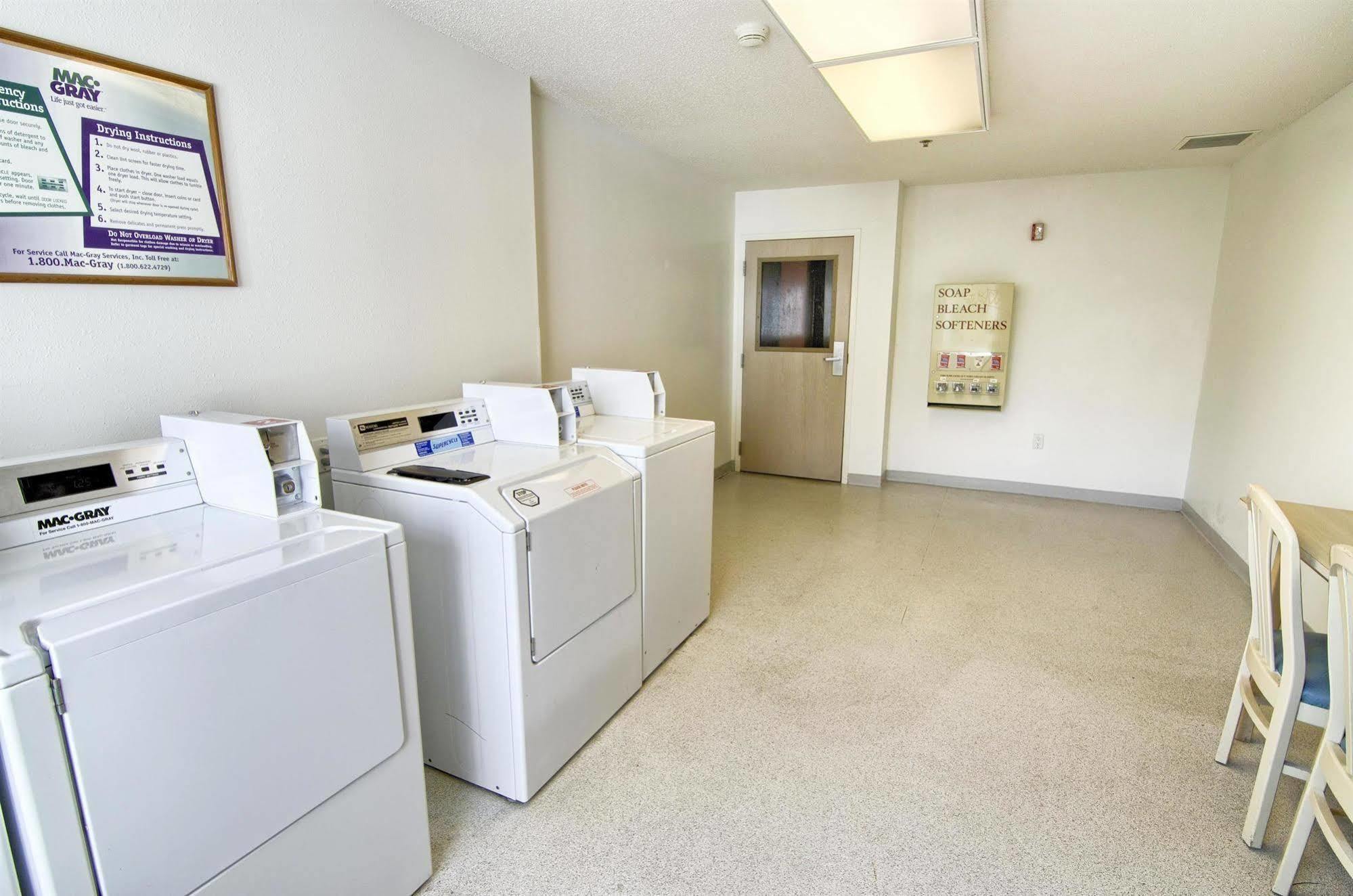 Motel 6-Portsmouth, Nh Екстер'єр фото