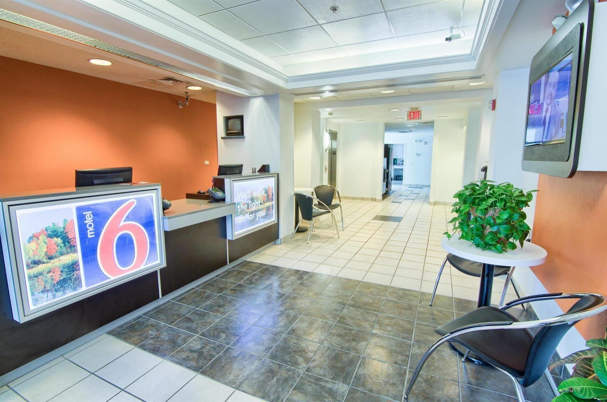 Motel 6-Portsmouth, Nh Екстер'єр фото