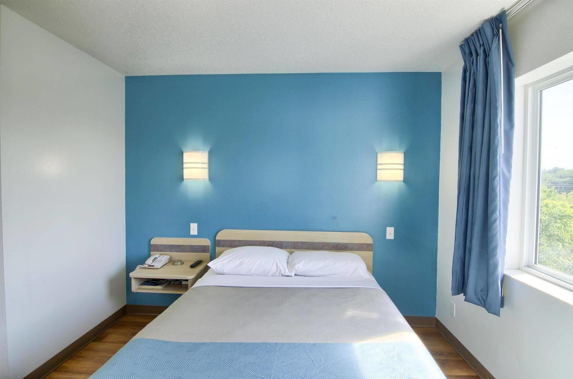 Motel 6-Portsmouth, Nh Екстер'єр фото